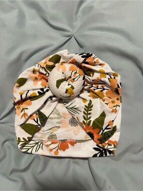 Baby Floral Knot Hat in cream, peach & olive